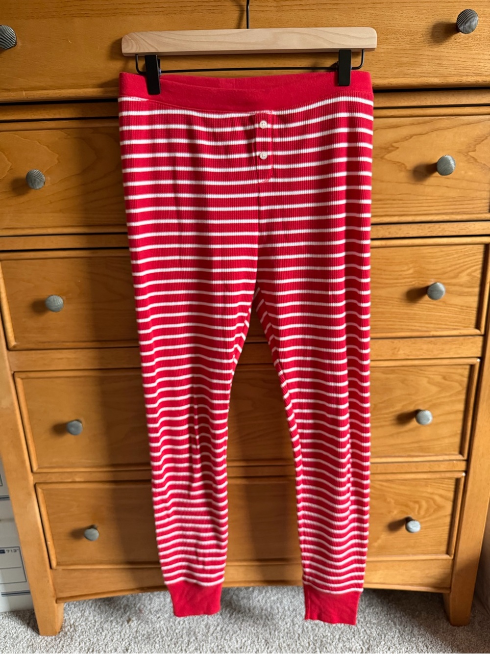 Old Navy Red/White Striped Thermal Pajama Joggers Womens Size Medium Holiday
